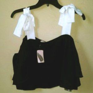 Forever 21, new black and white top